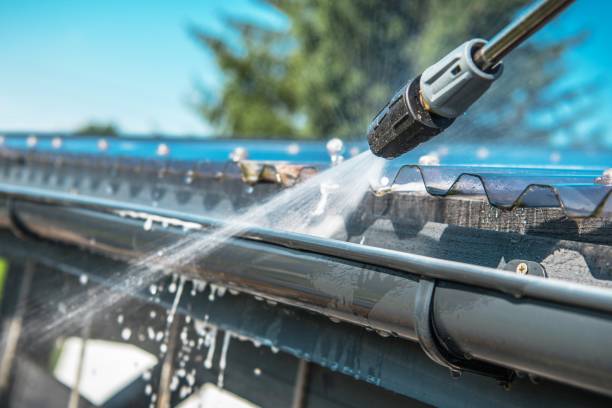 Best Garage Pressure Washing  in River Heights, UT