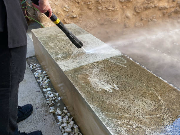 Best Concrete Pressure Washing  in River Heights, UT