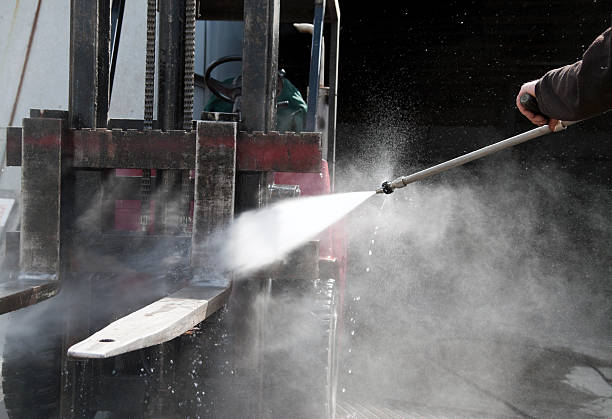 Best Commercial Pressure Washing  in River Heights, UT